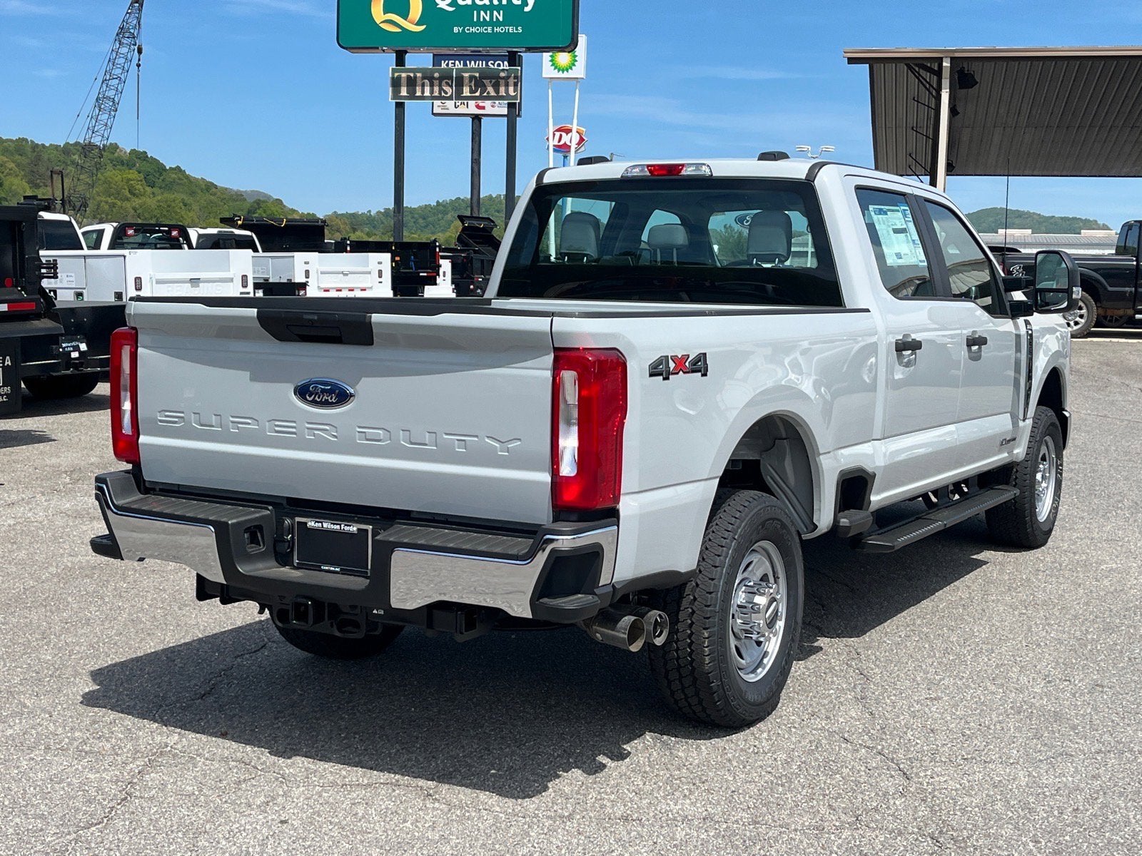 2026 Ford Super Duty F-350 SRW XL