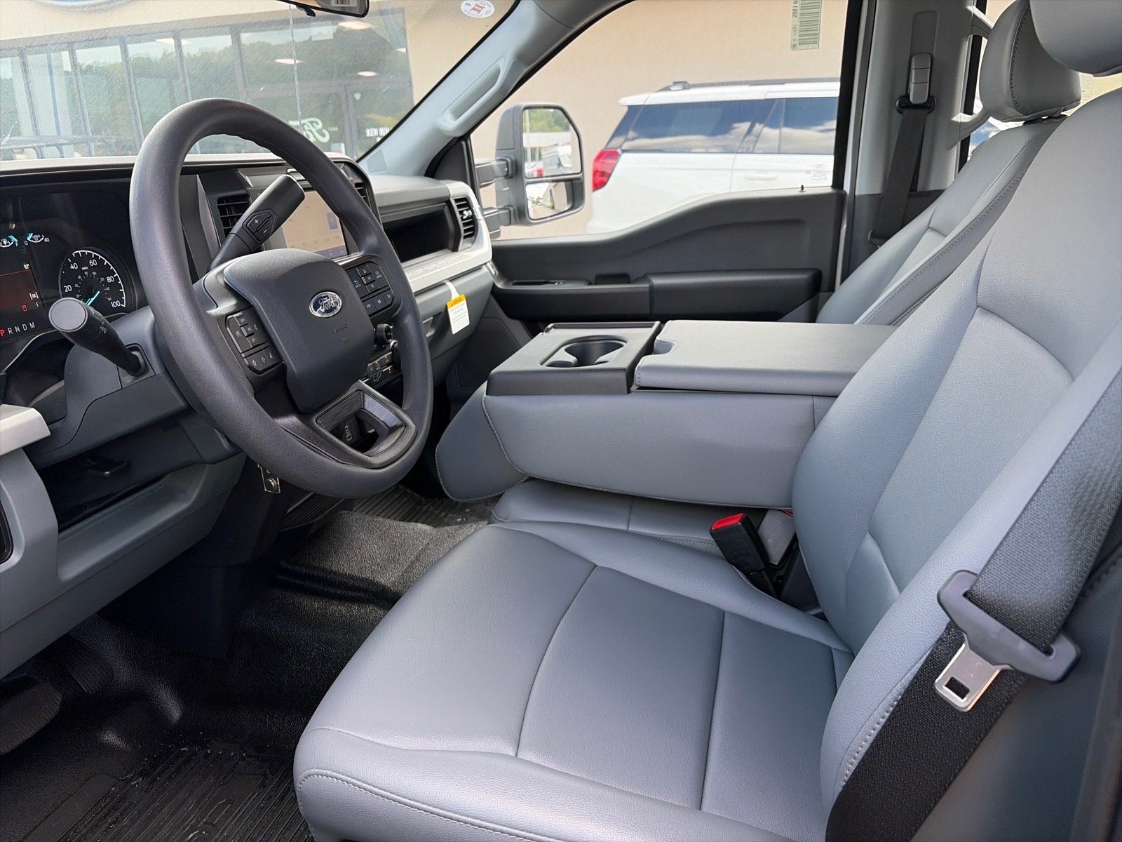 2026 Ford Super Duty F-350 DRW XL