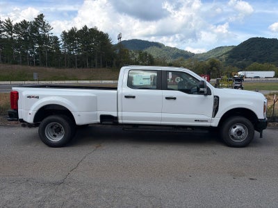 2026 Ford Super Duty F-350 DRW XL