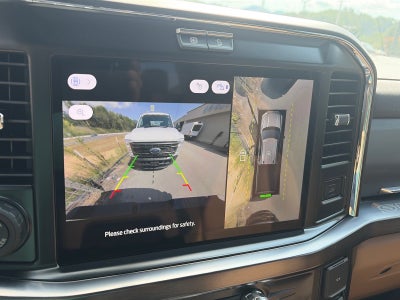 2026 Ford Super Duty F-350 DRW LARIAT