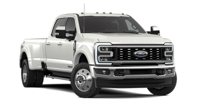 2026 Ford Super Duty F-450 DRW Lariat DRW