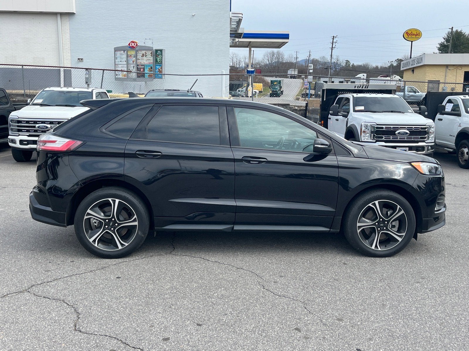 2022 Ford Edge ST