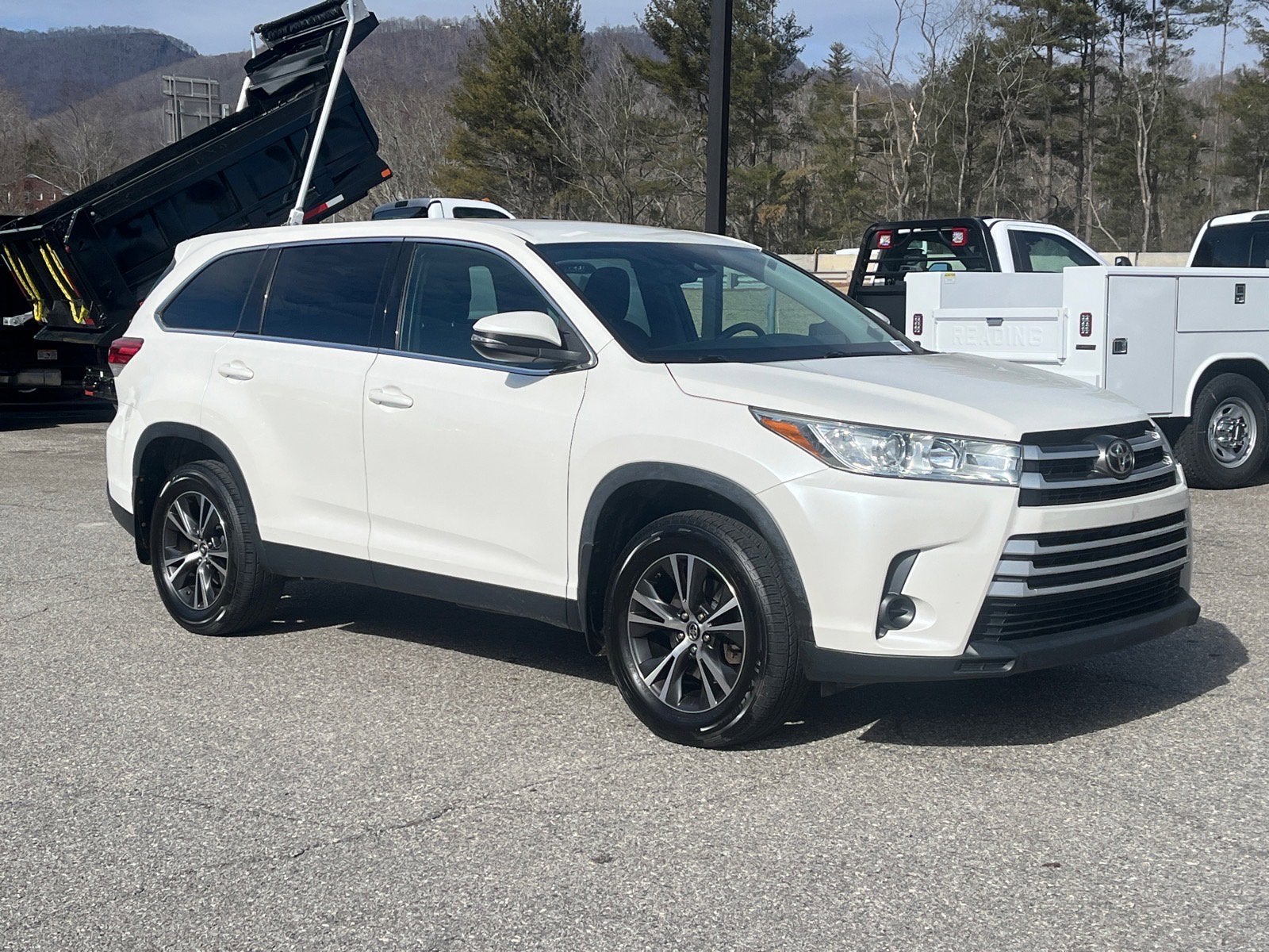 2019 Toyota Highlander LE Plus