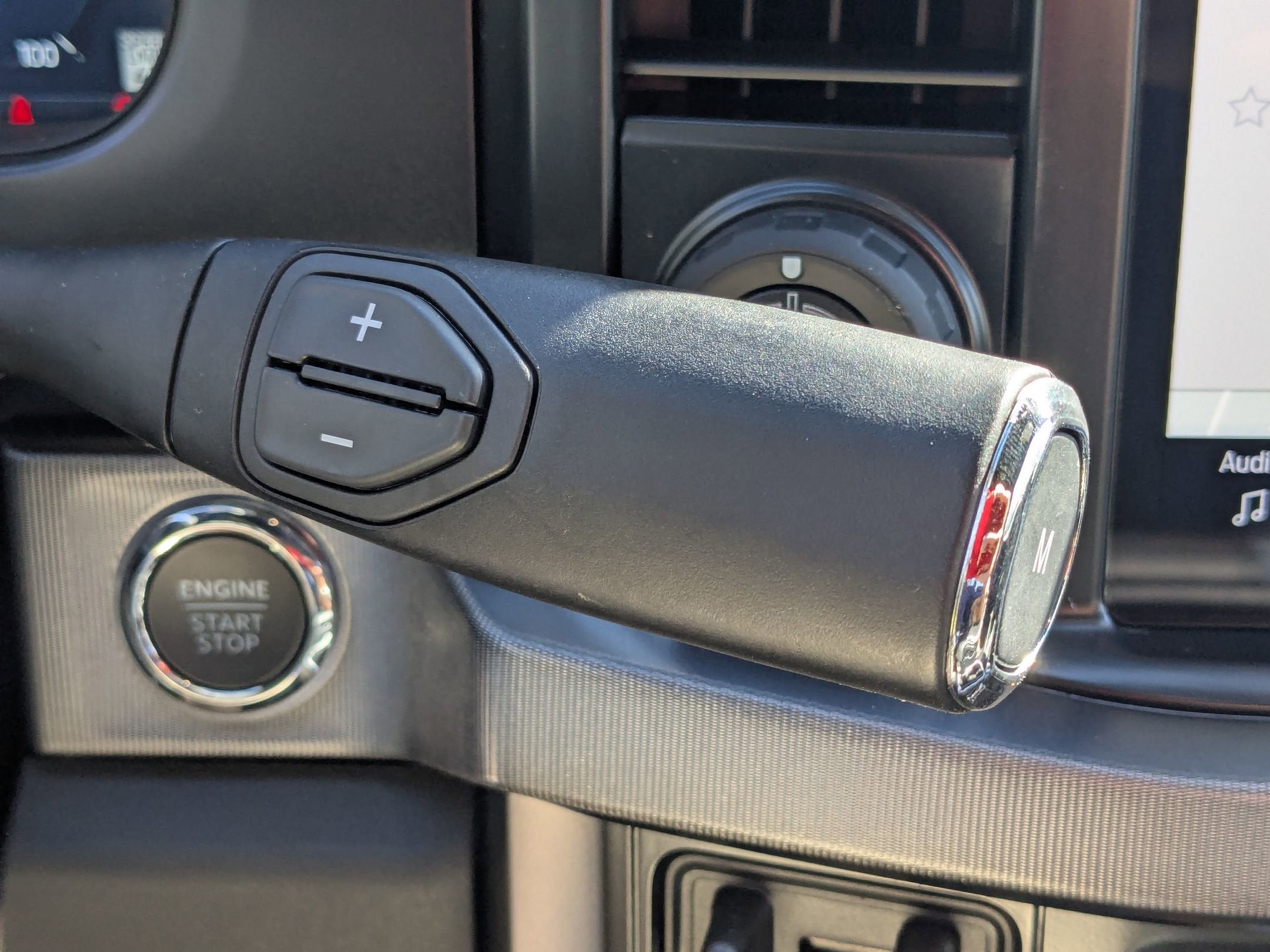 2025 Ford Super Duty F-250 SRW F-250® Platinum®