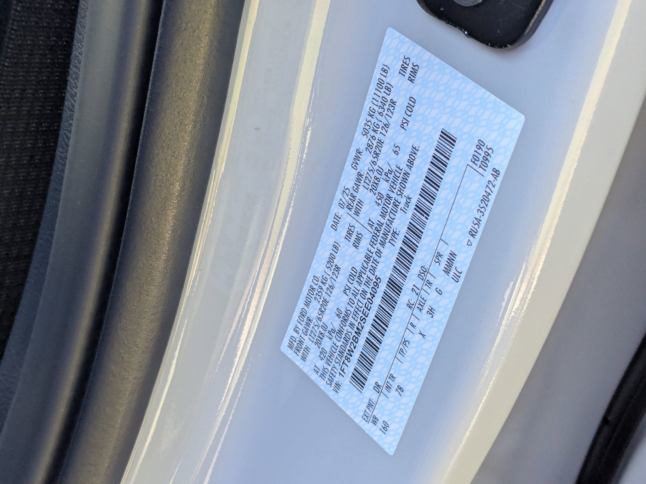 2025 Ford Super Duty F-250 SRW F-250® Platinum®