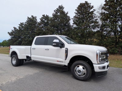 2026 Ford Super Duty F-350 DRW Platinum
