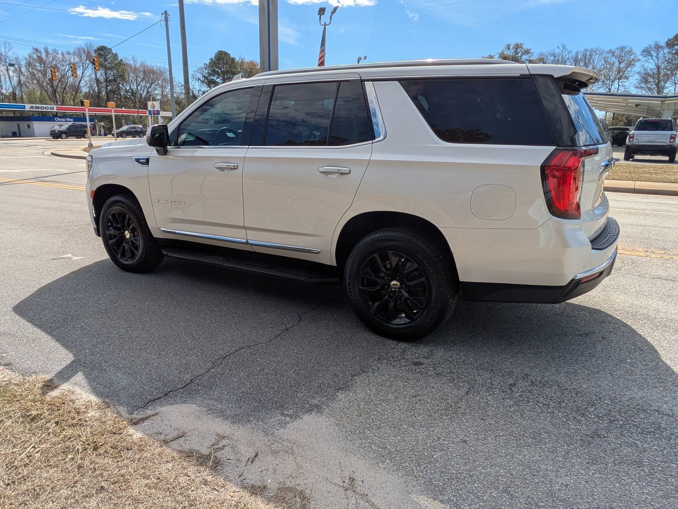2021 GMC Yukon SLT