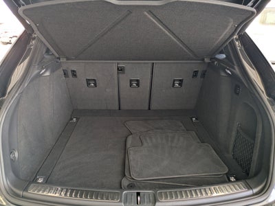 2024 Porsche Macan T