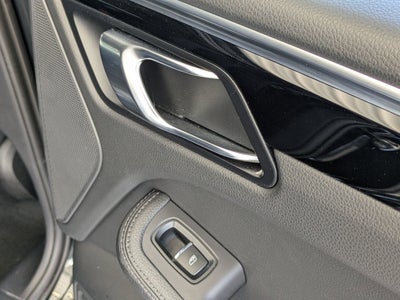 2024 Porsche Macan T