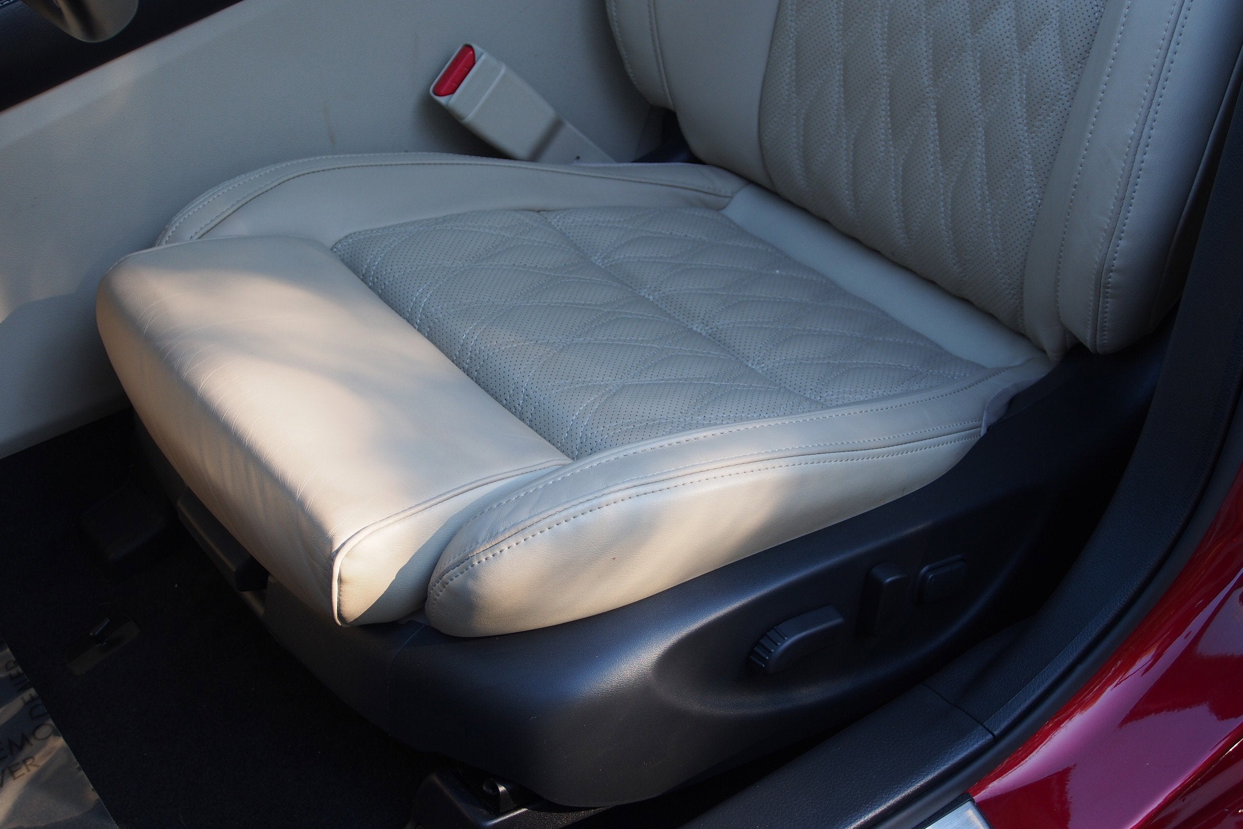 2023 Nissan Maxima Platinum