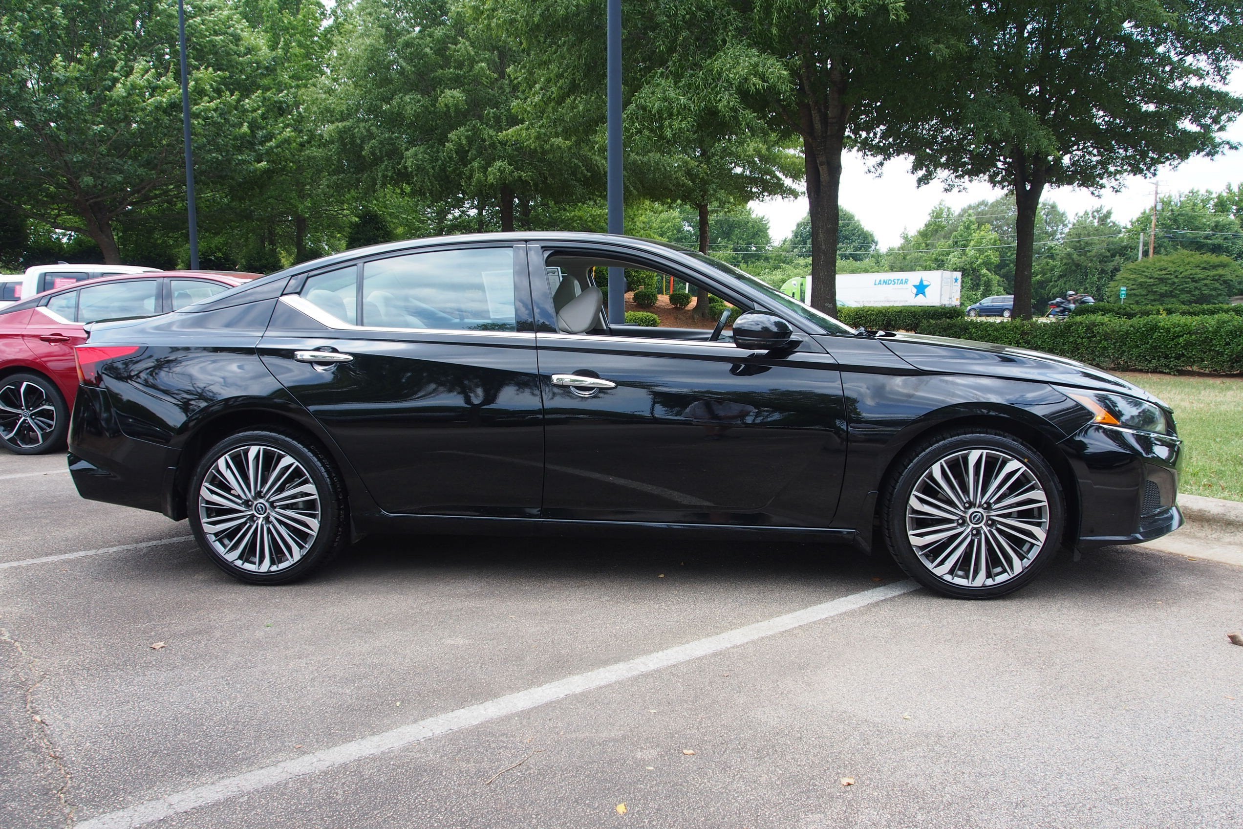 2023 Nissan Altima 2.5 SL
