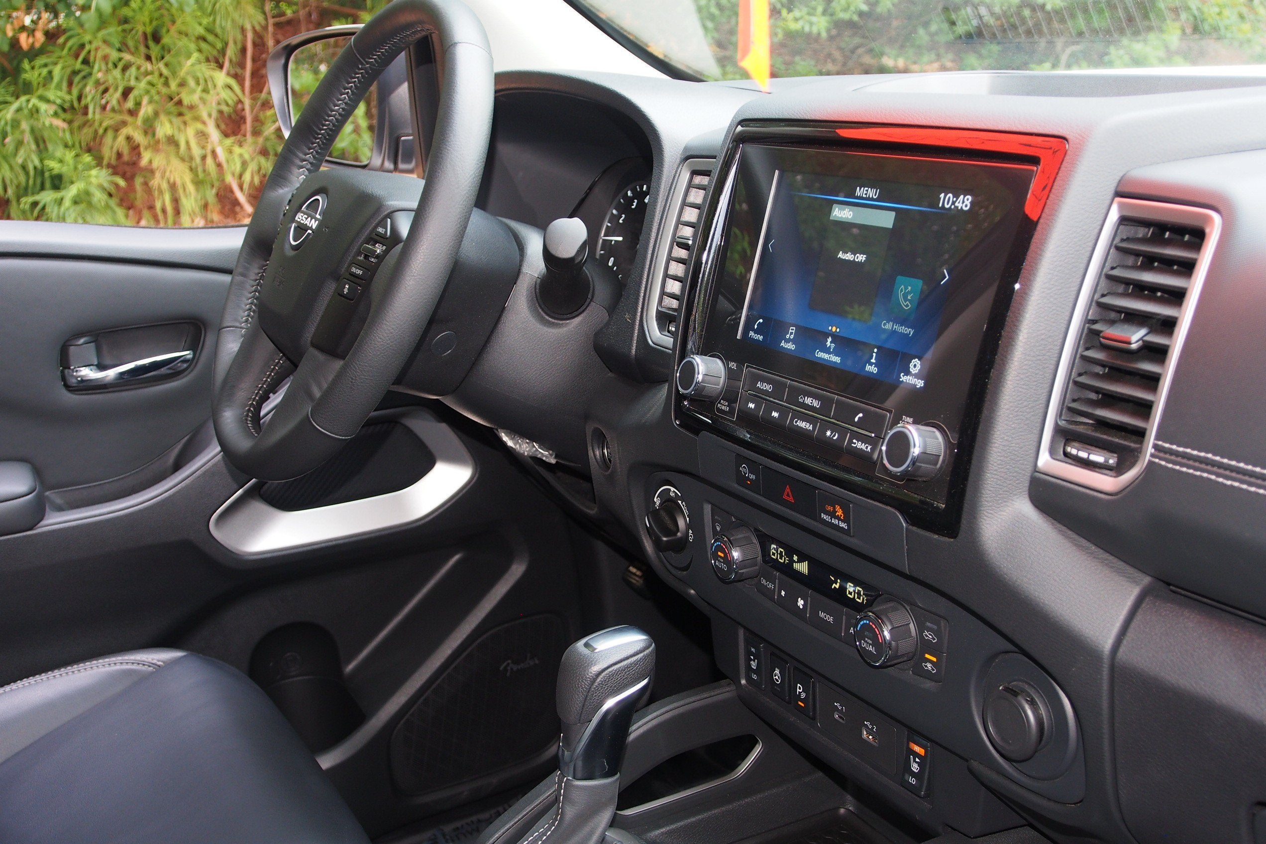 2024 Nissan Frontier SL