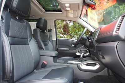 2024 Nissan Frontier SL