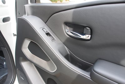 2024 Nissan Frontier SL