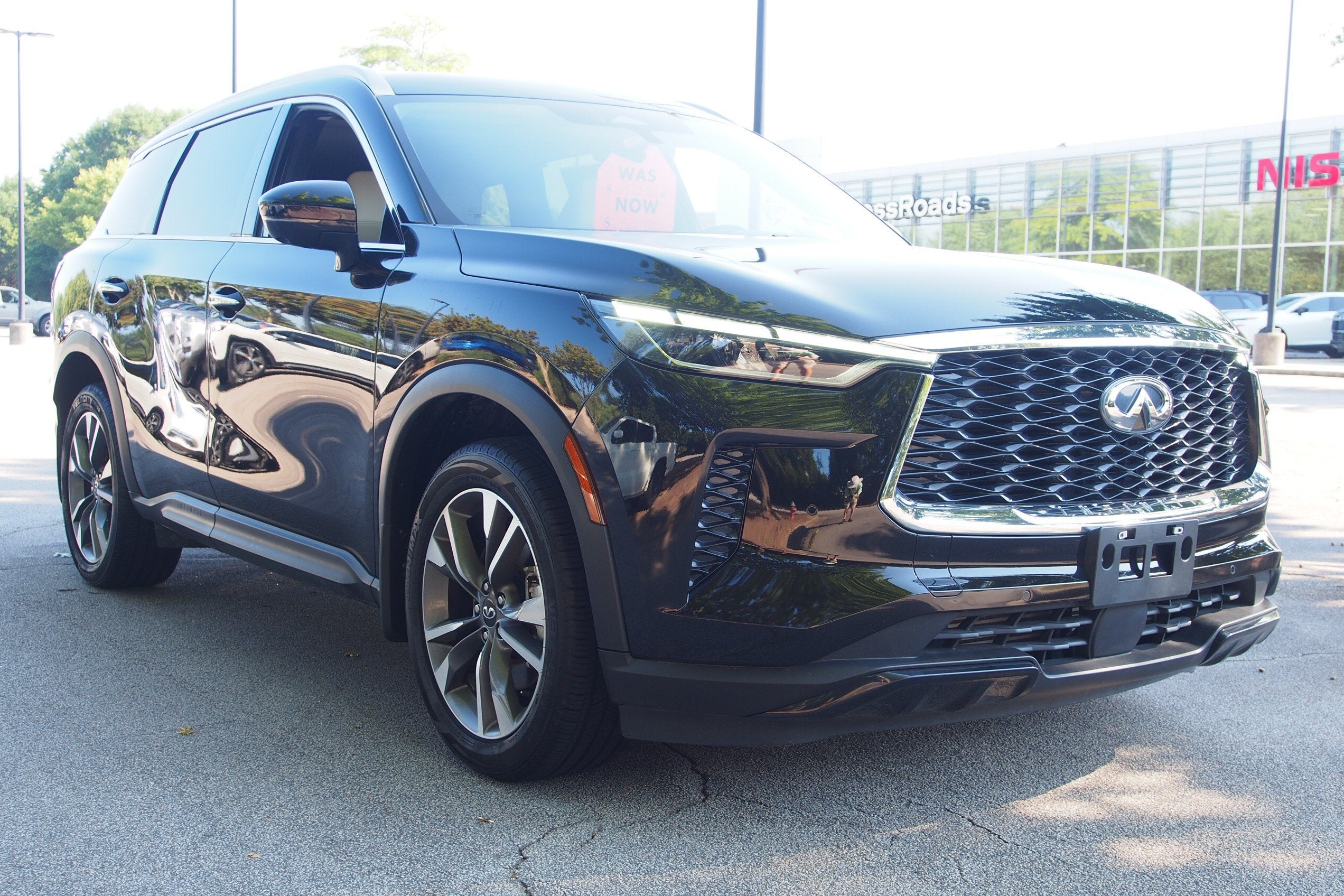 2025 INFINITI QX60 LUXE