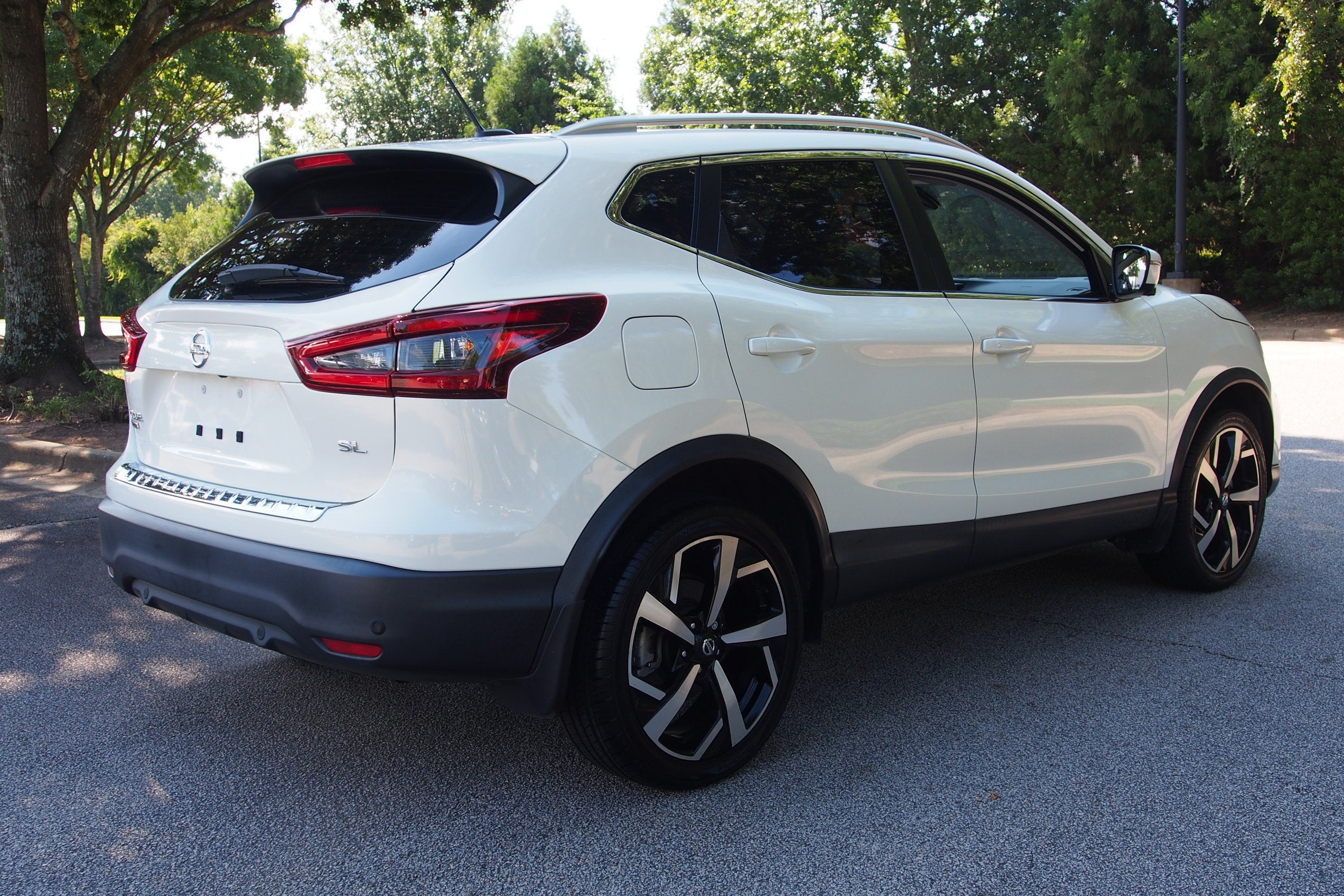 2022 Nissan Rogue Sport SL