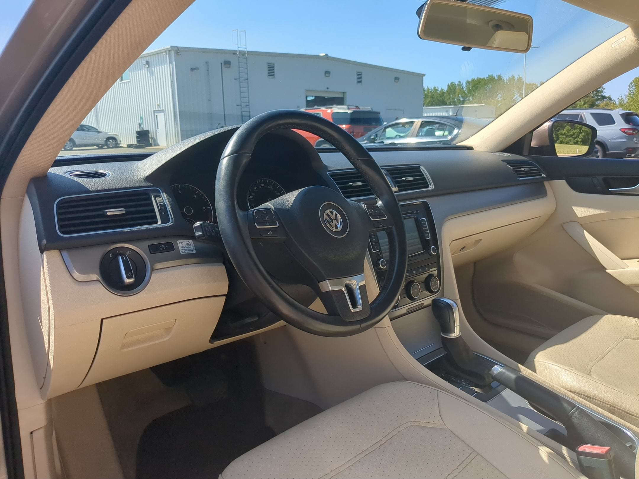 2015 Volkswagen Passat 2.0L TDI SE W/SUN