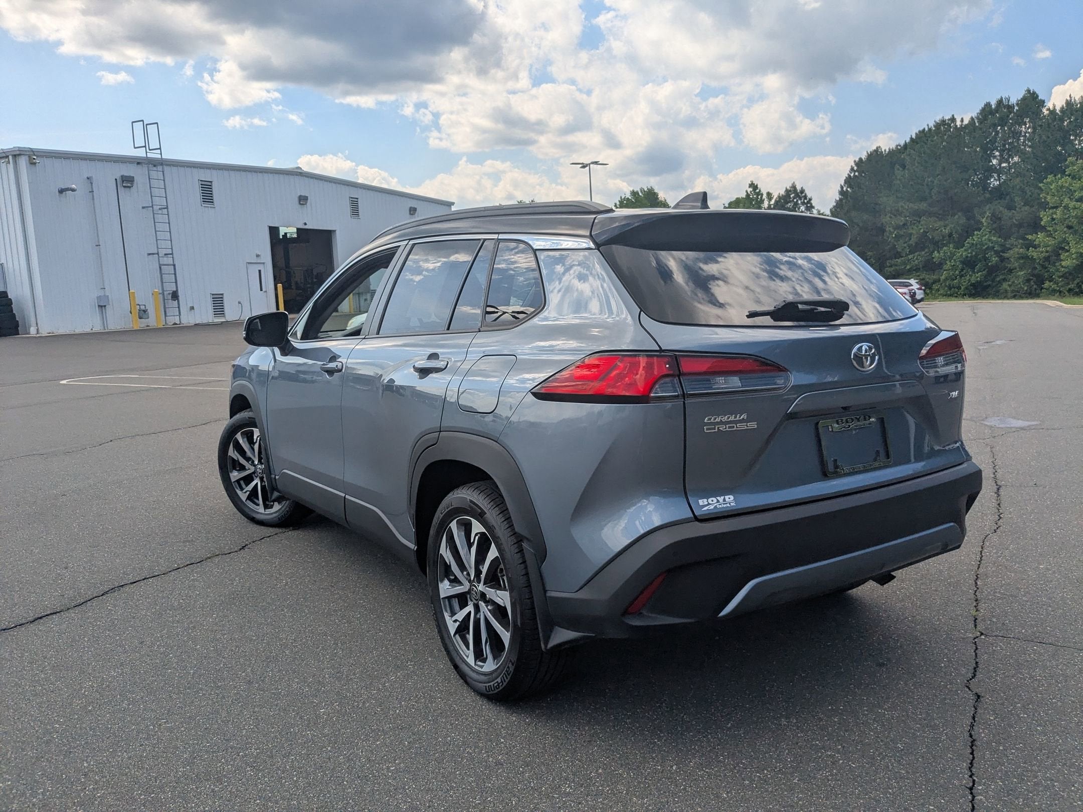 2023 Toyota Corolla Cross XLE