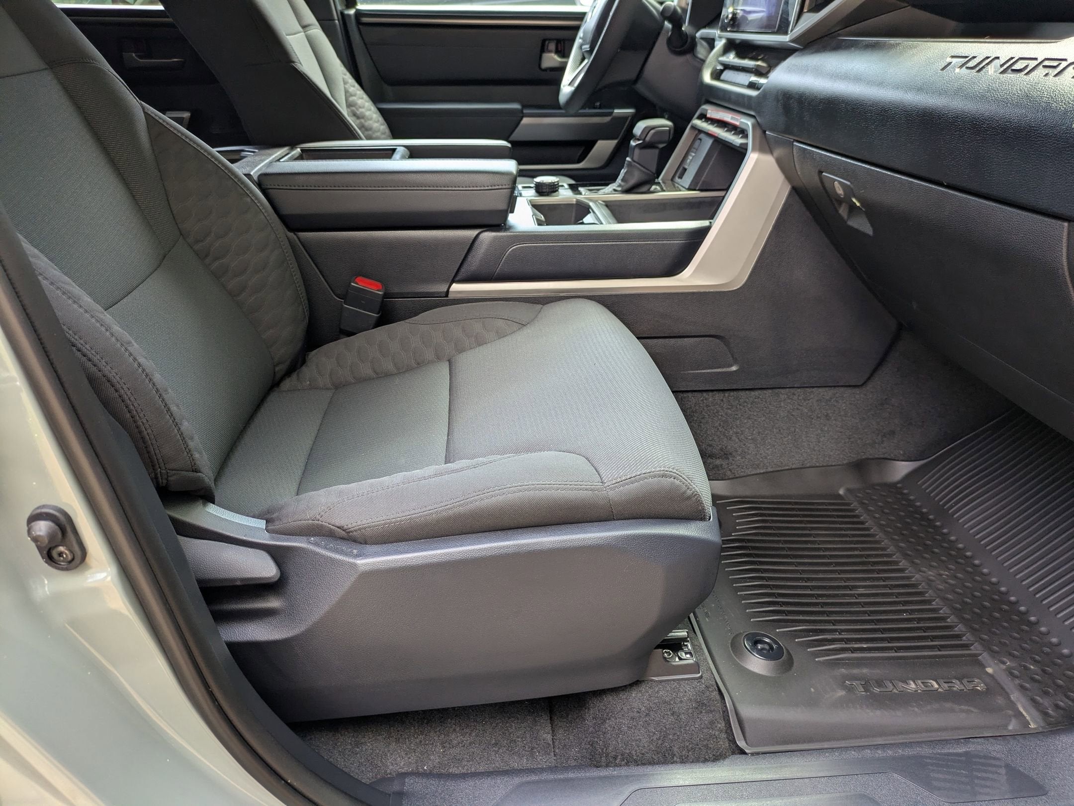 2026 Toyota Tundra 4WD SR5