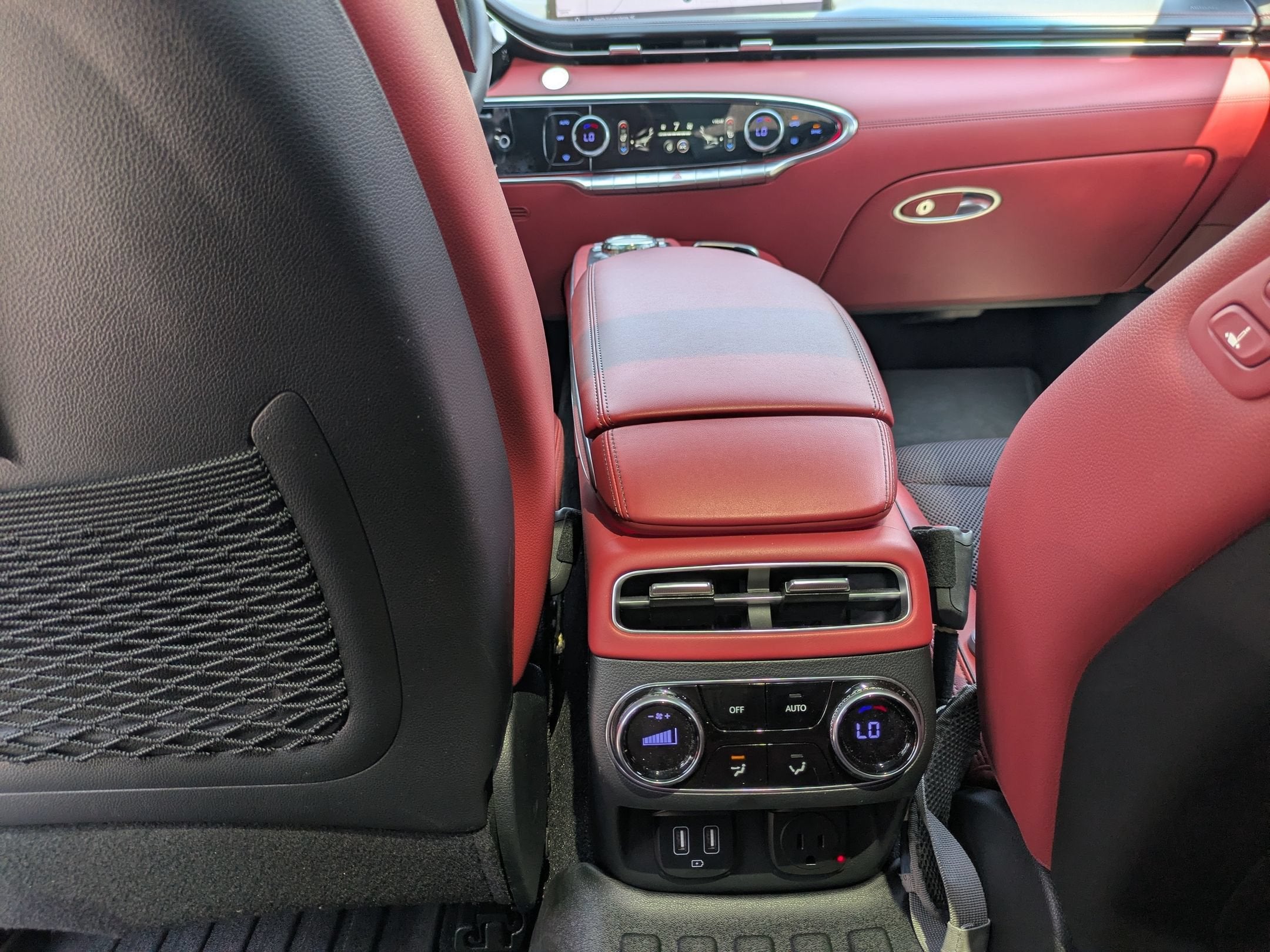 2023 Genesis GV70 2.5T