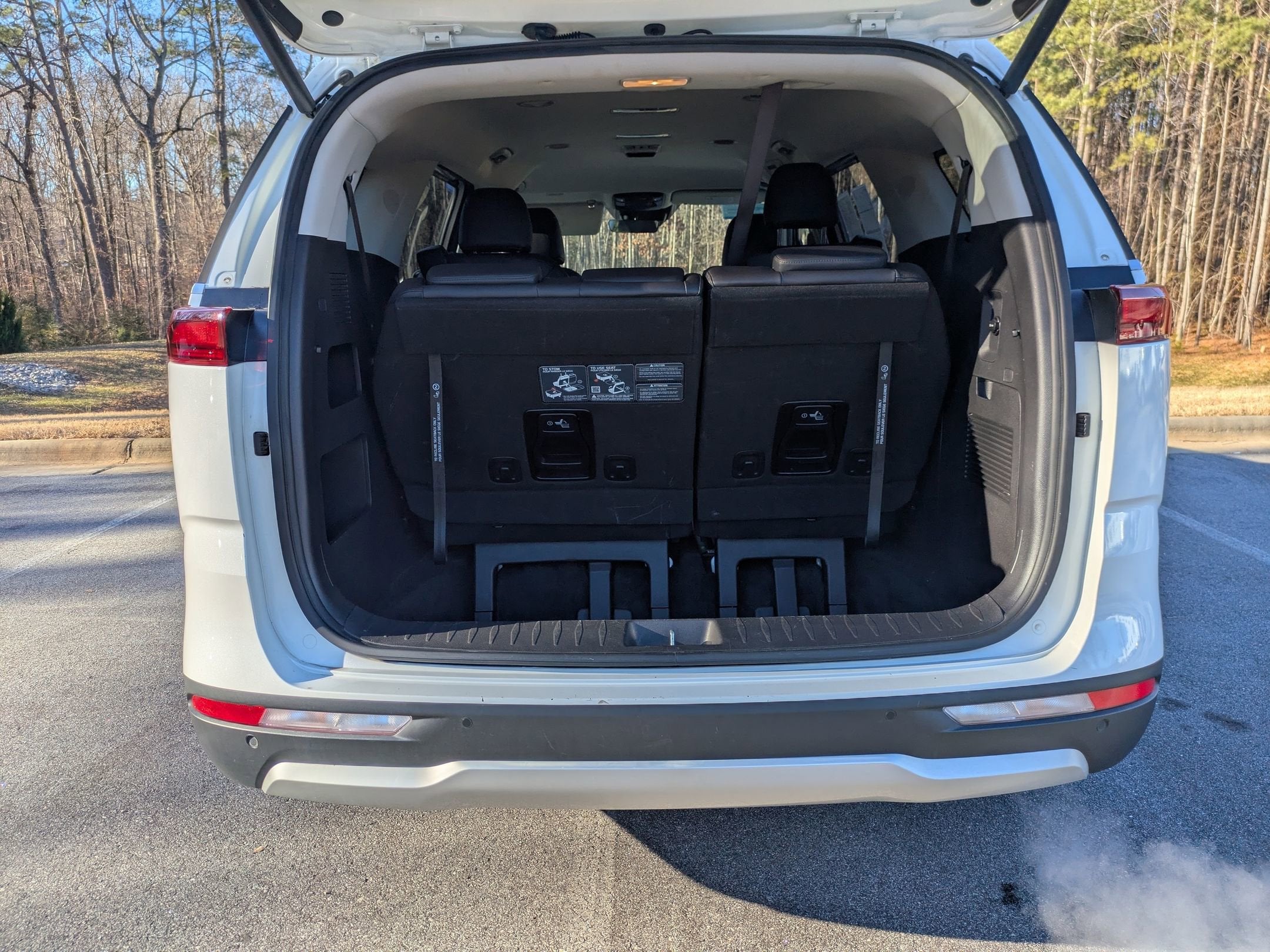 2024 Kia Carnival EX