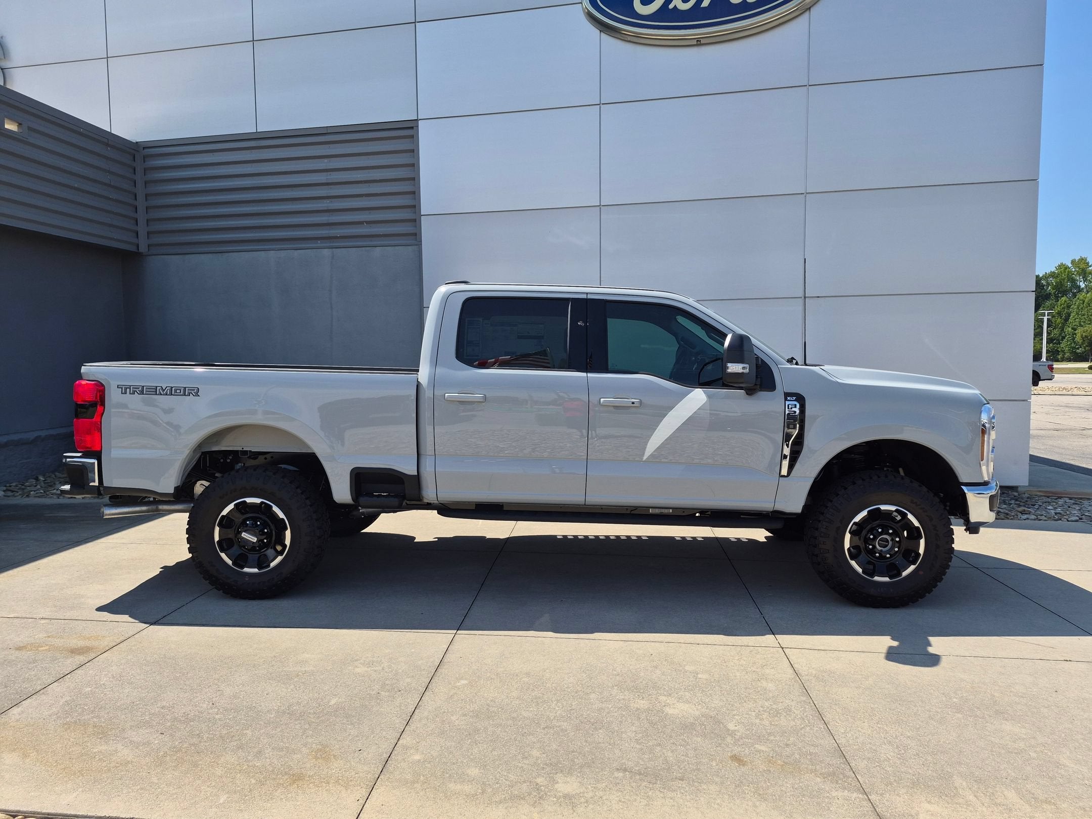 2026 Ford Super Duty F-250 SRW XLT
