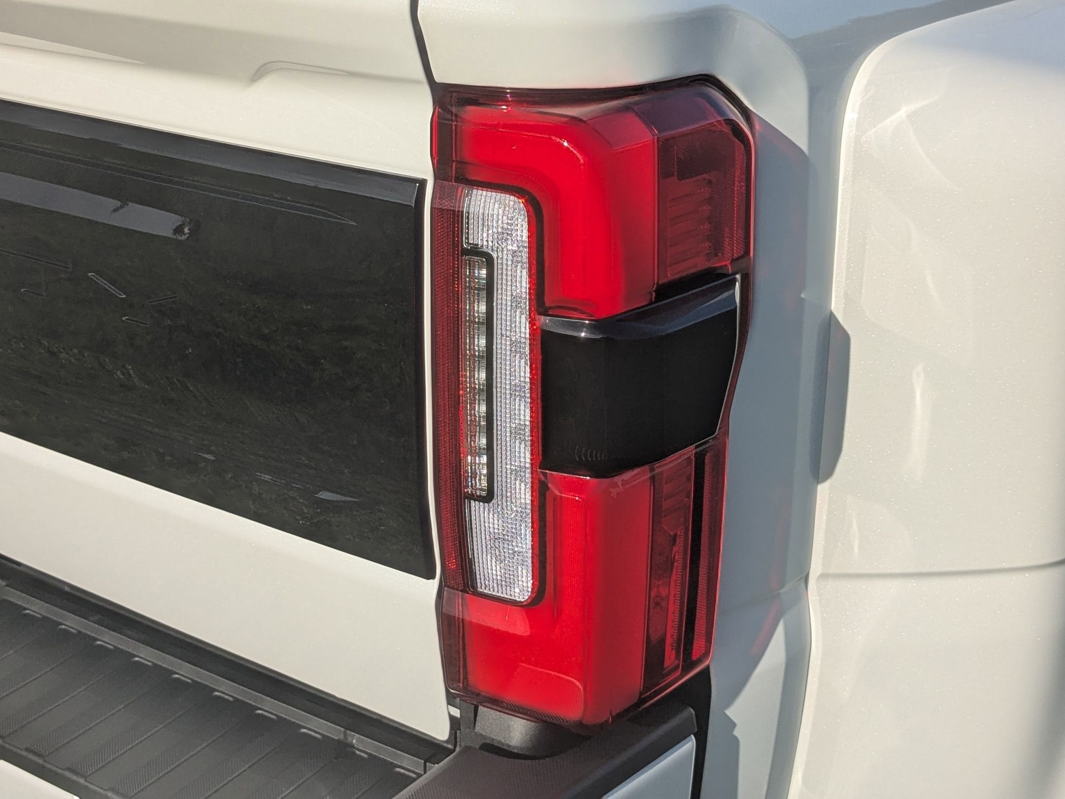 2026 Ford Super Duty F-350 DRW Platinum