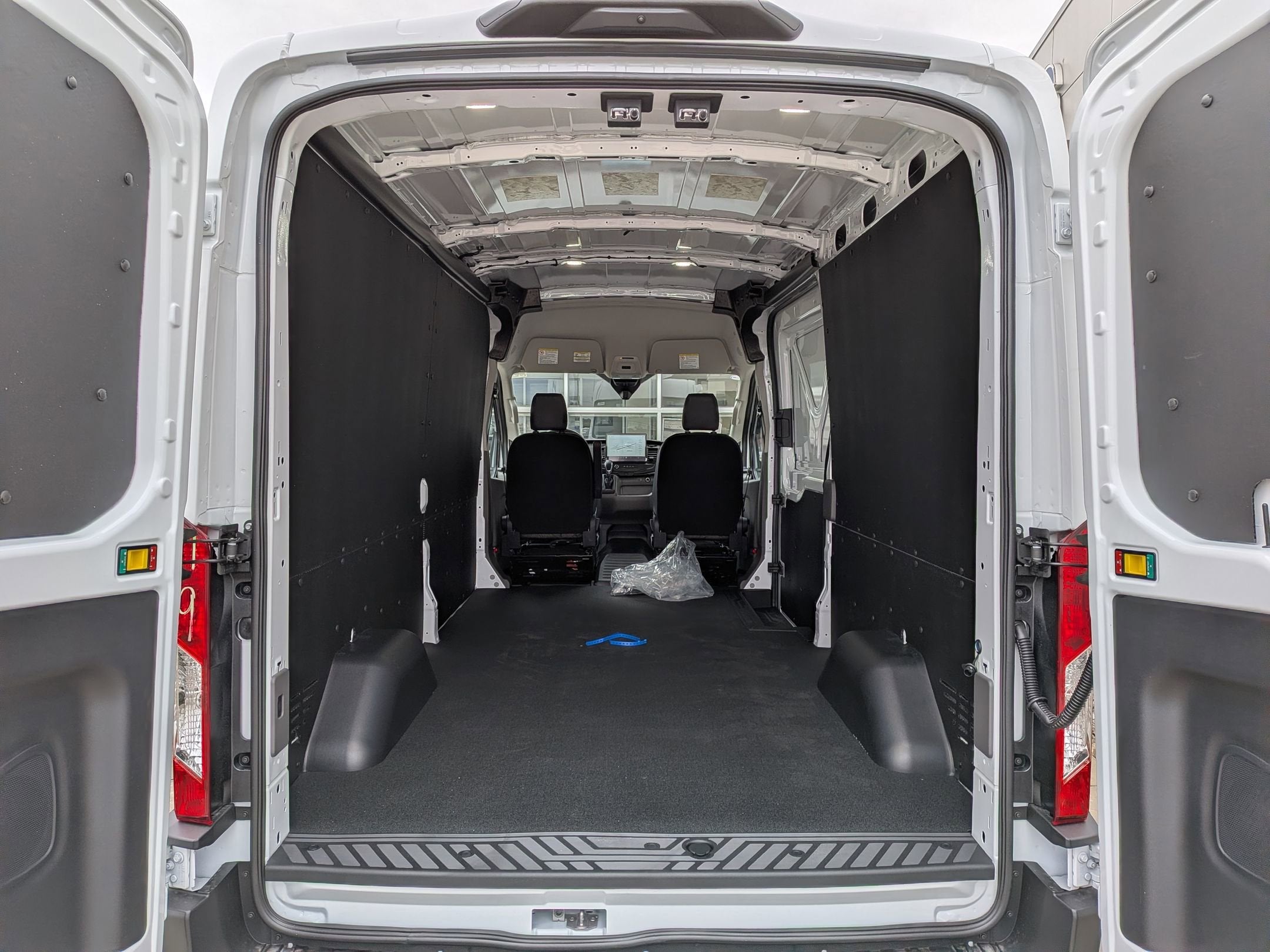 2026 Ford Transit Cargo Van Base