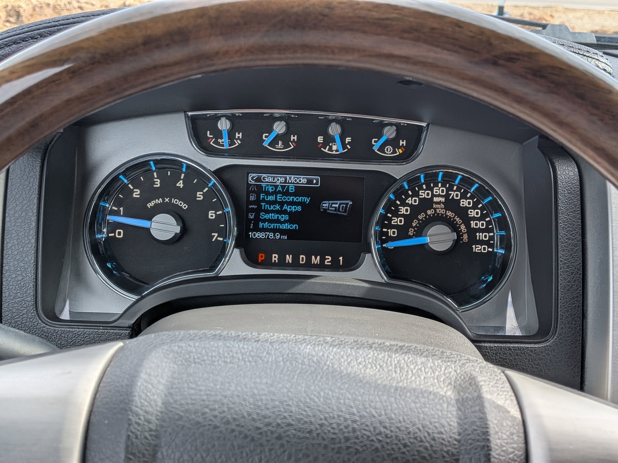 2014 Ford F-150 Platinum