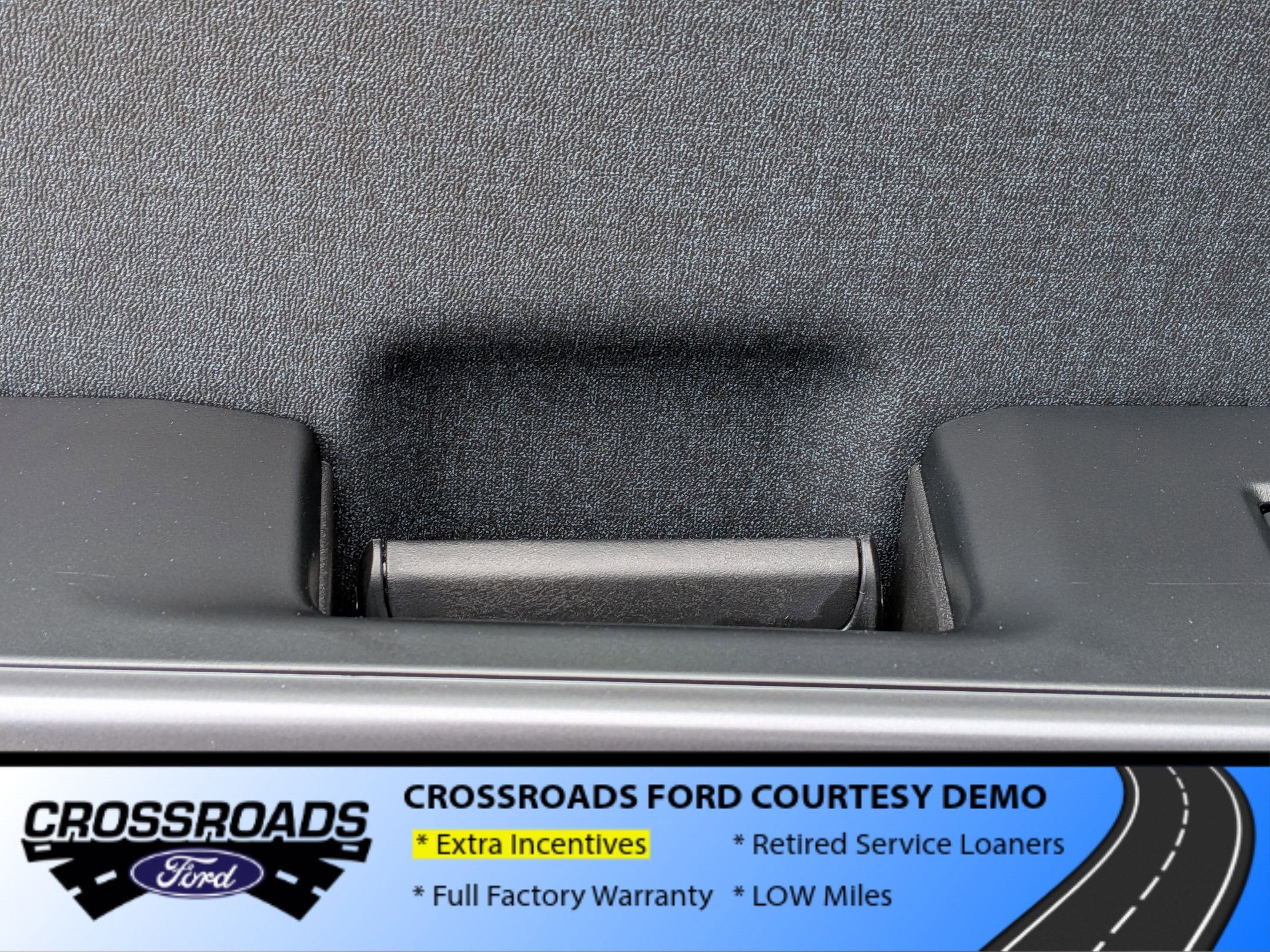 2025 Ford F-150 LARIAT - Crossroads Courtesy Demo