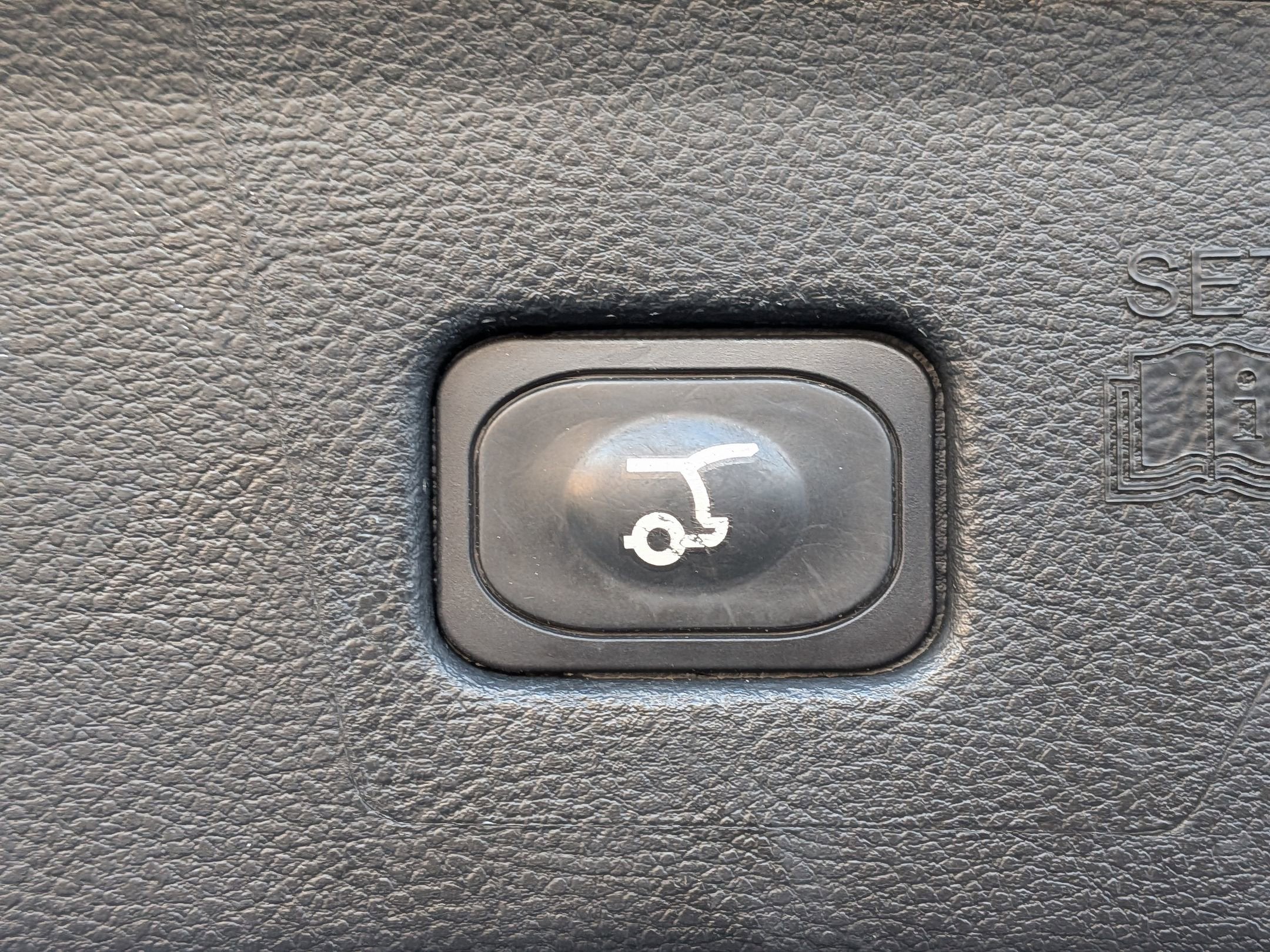 2022 Ford Edge ST Line