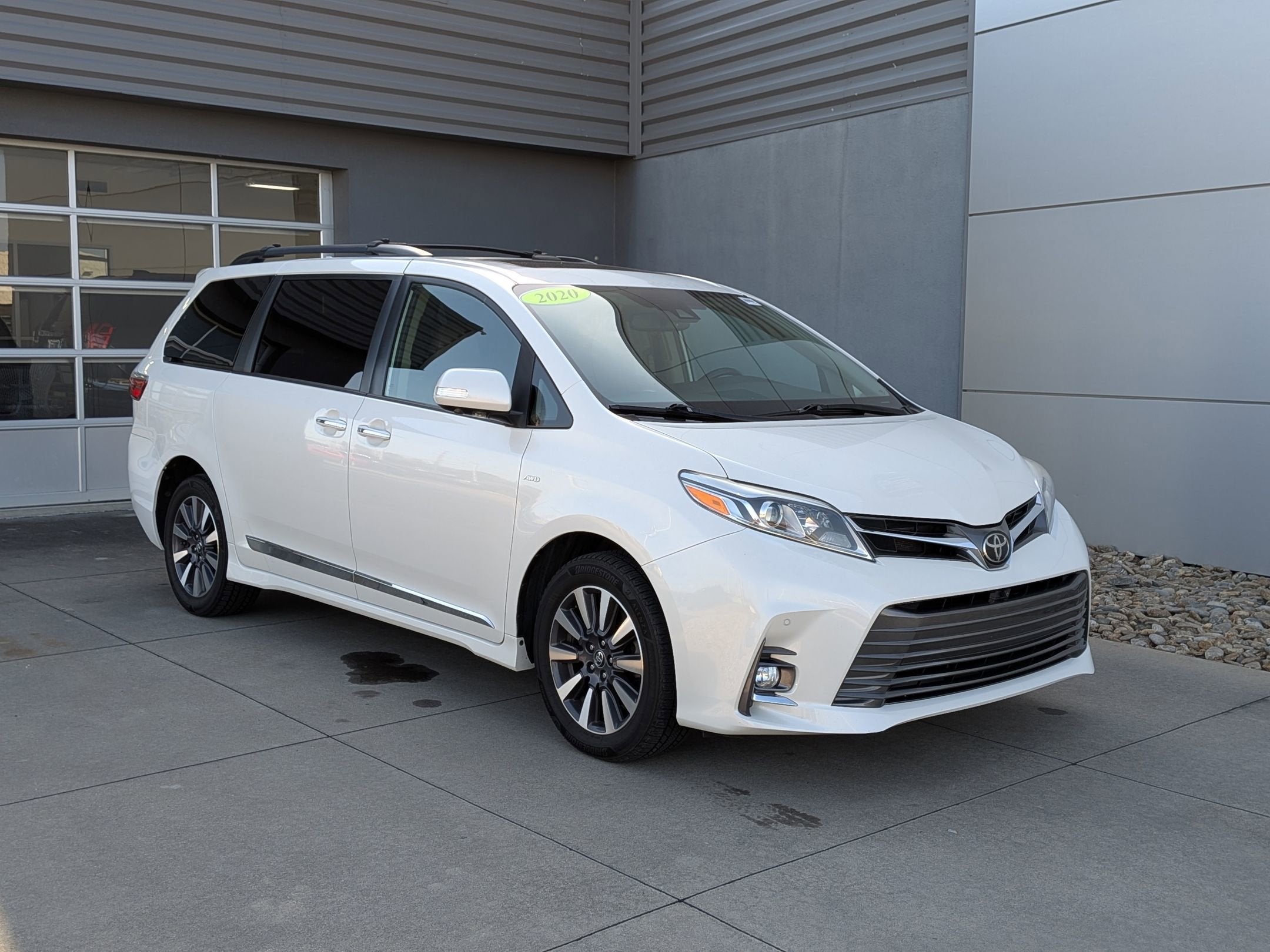 2020 Toyota Sienna Limited Premium