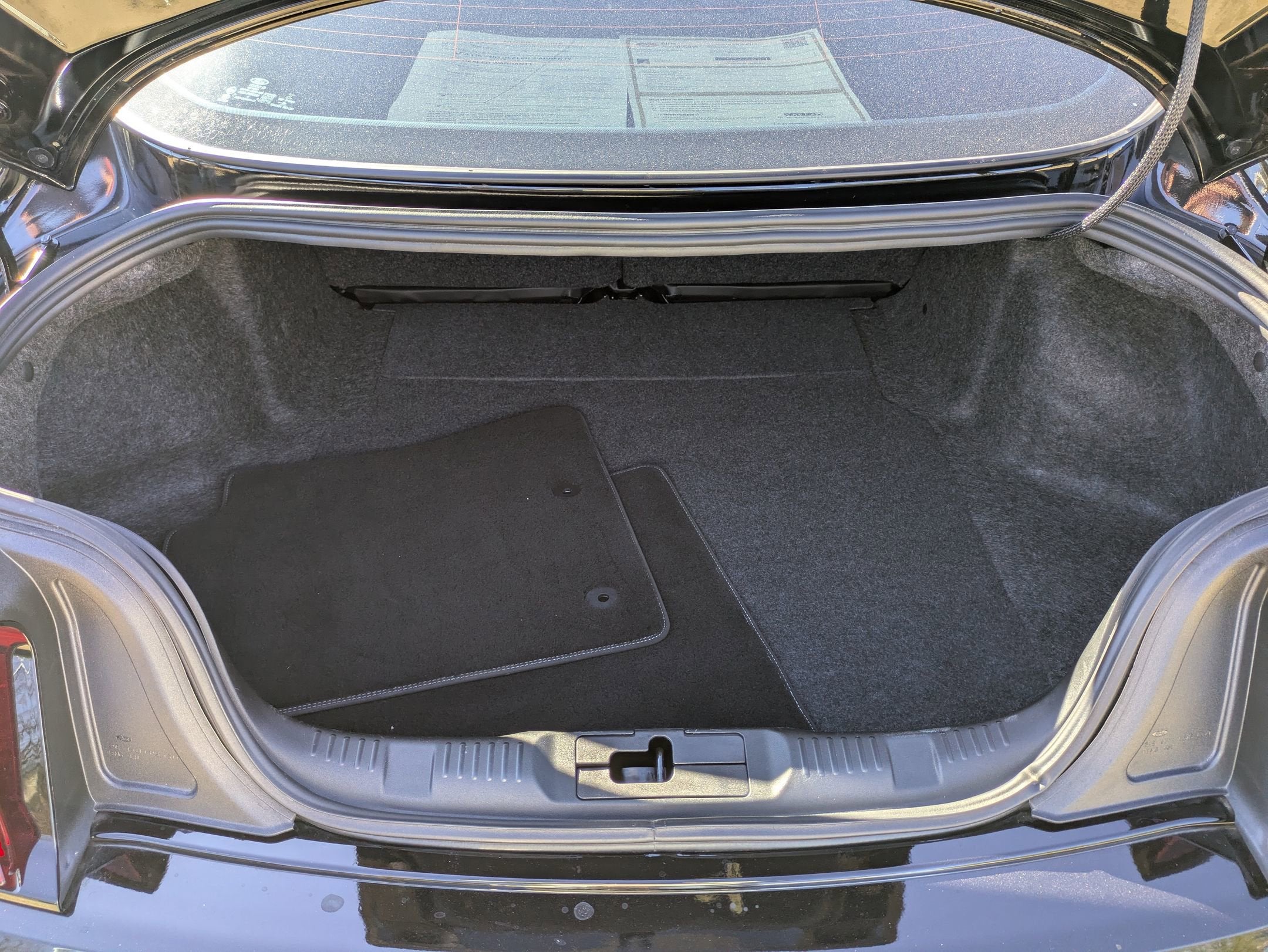 2022 Ford Mustang Mach 1