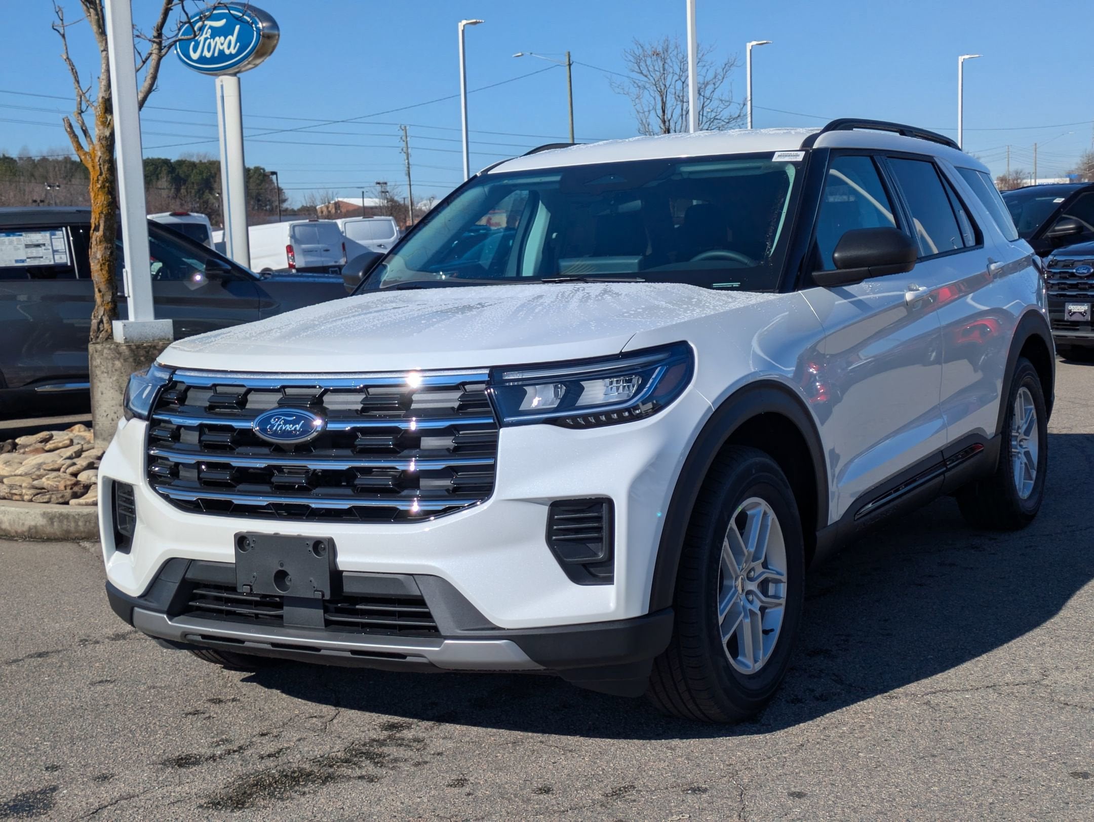 2026 Ford Explorer Active w/200A Pkg