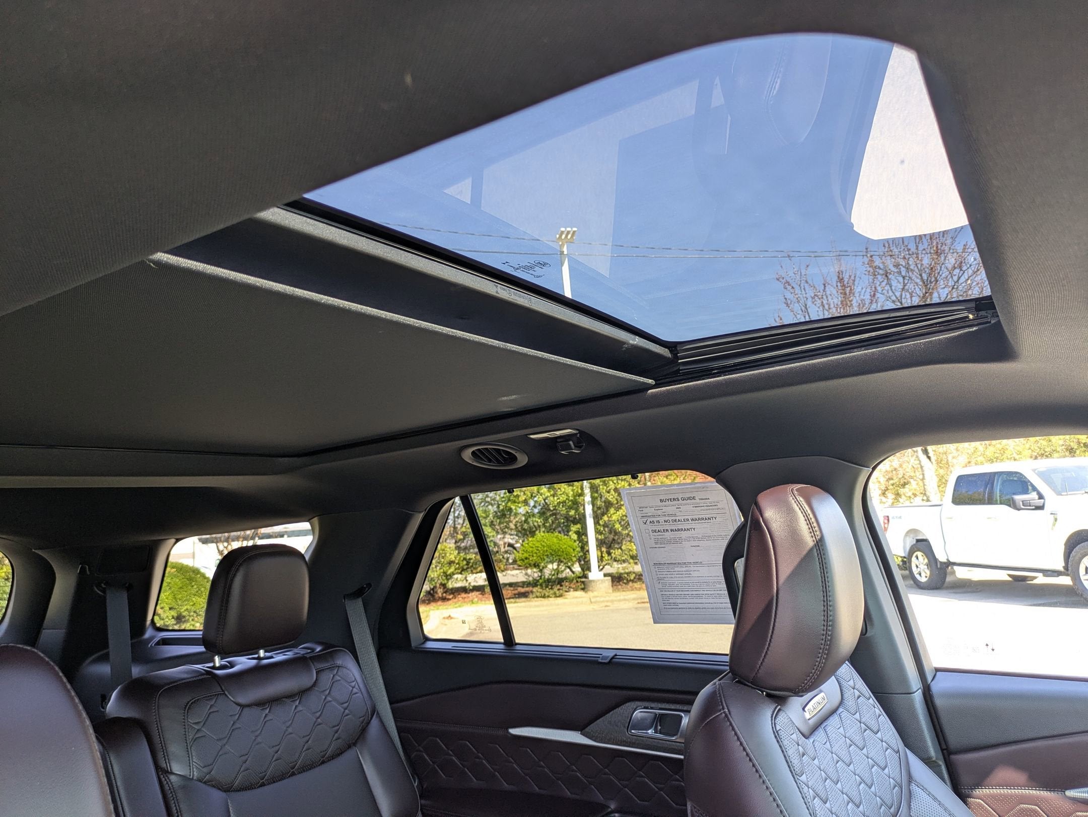 2025 Ford Explorer Platinum