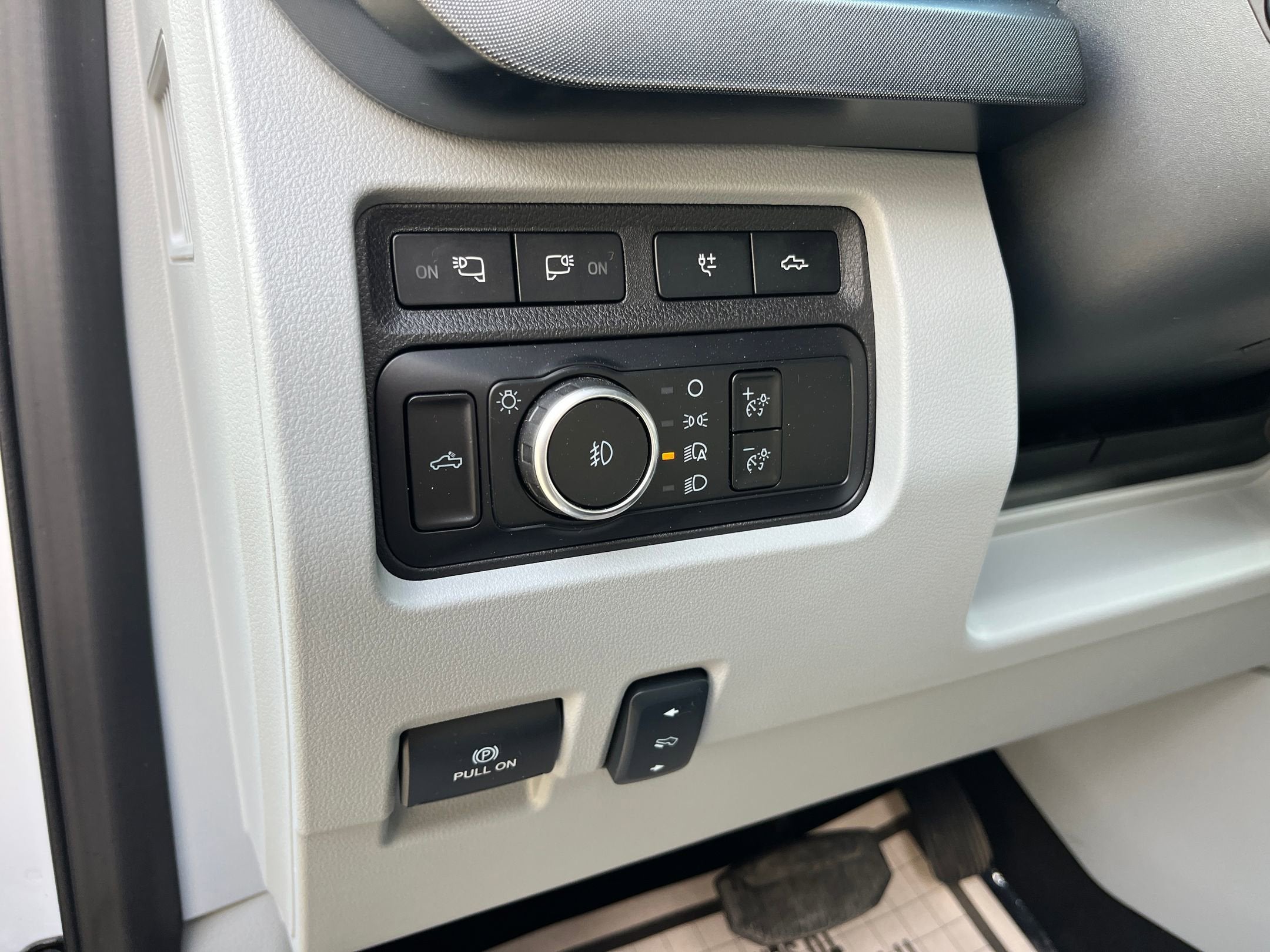 2024 Ford Super Duty F-250 SRW Limited