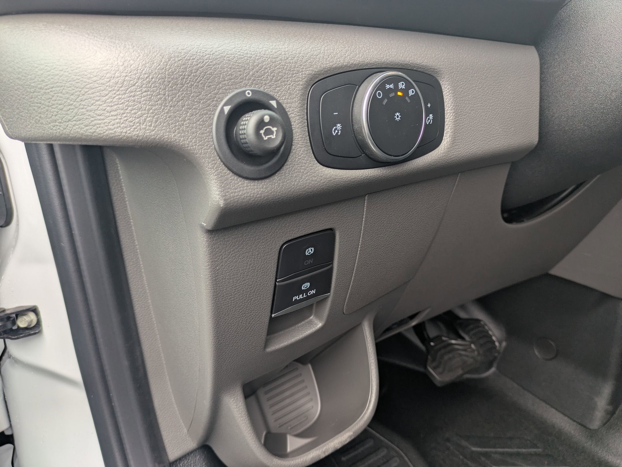 2026 Ford Transit Cargo Van Base