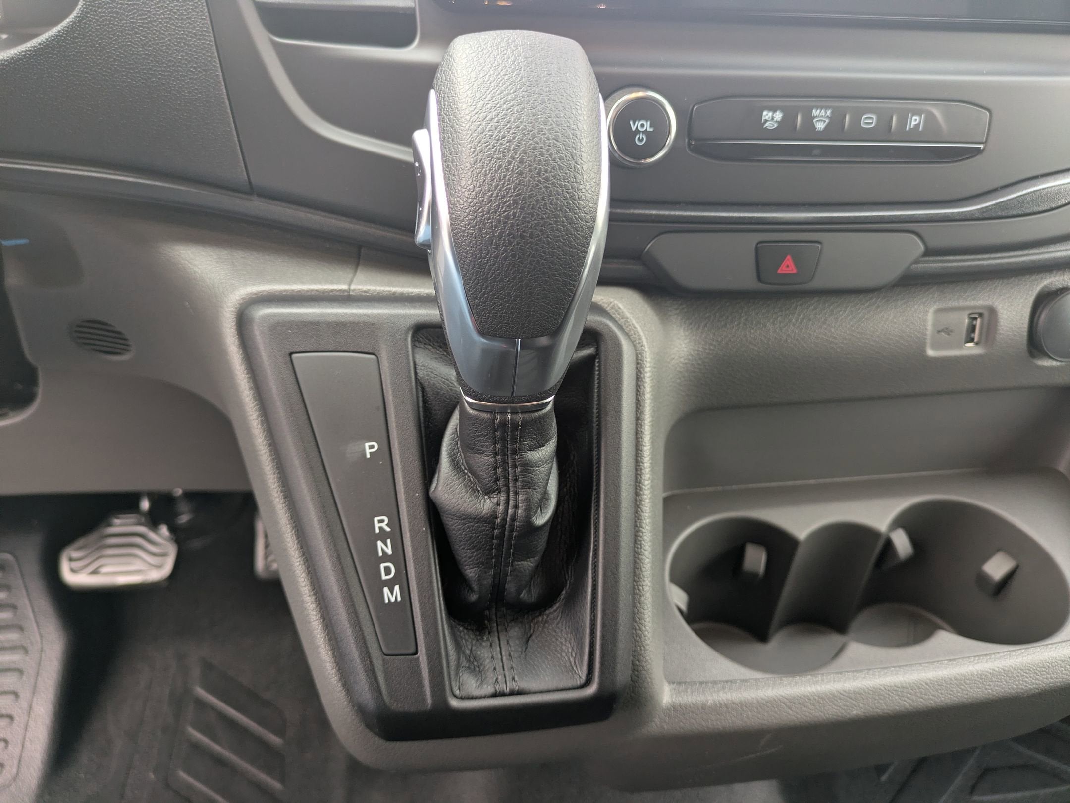 2026 Ford Transit Cargo Van Base