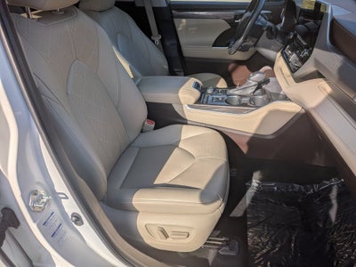 2021 Toyota Highlander Platinum