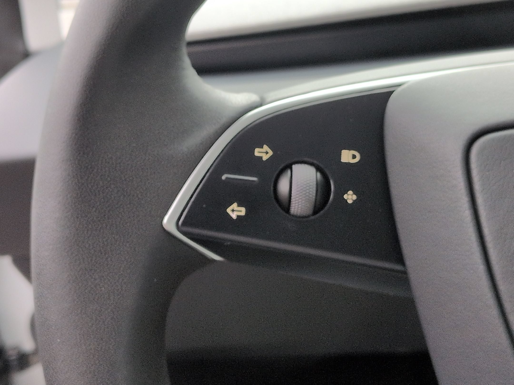 2024 Tesla Model 3 Base
