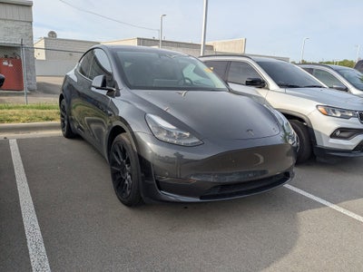 2024 Tesla Model Y Long Range