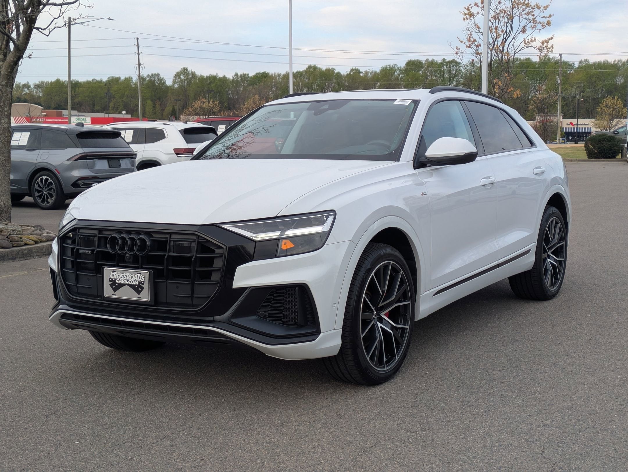 2020 Audi Q8 Premium Plus