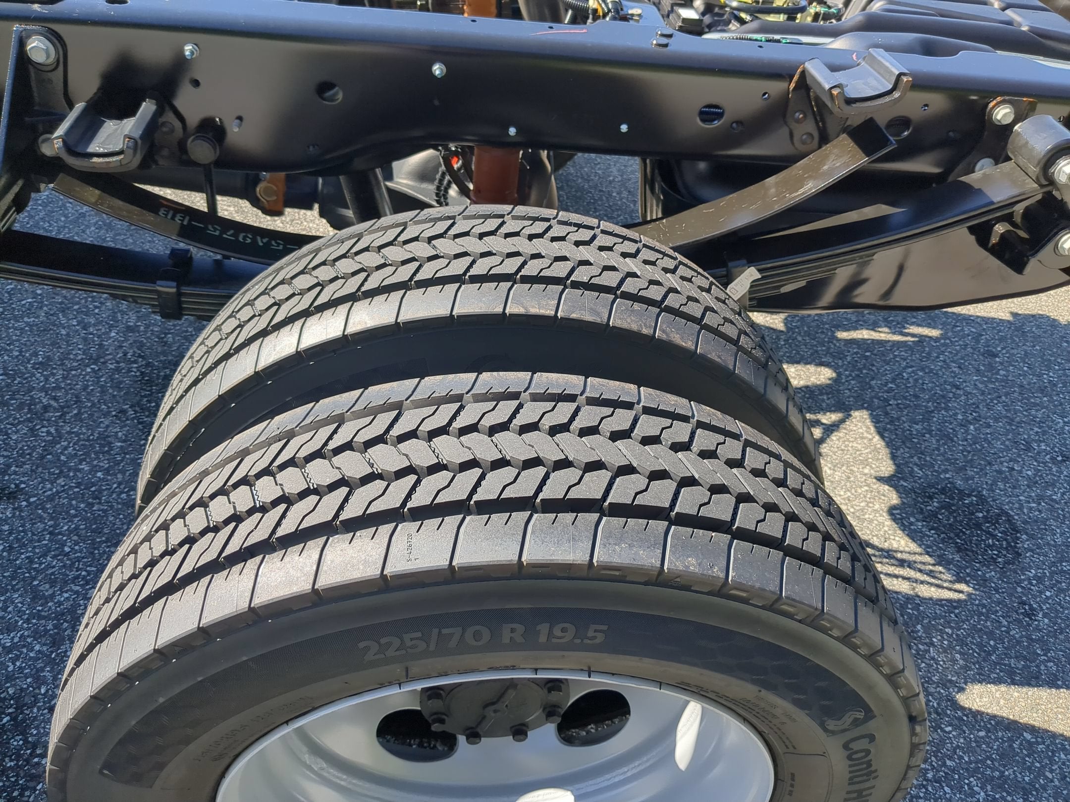 2027 Ford Super Duty F-450 DRW XL