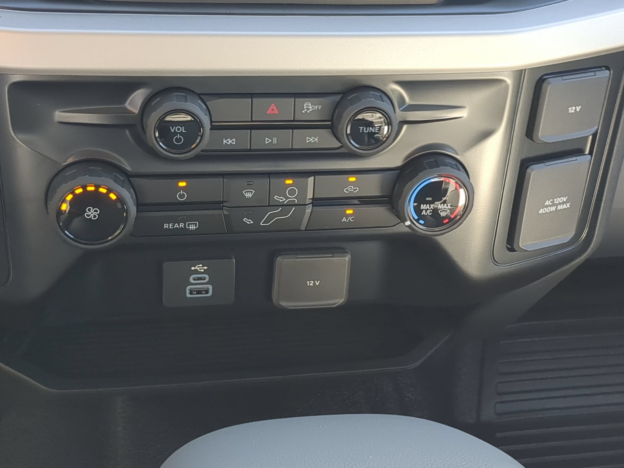 2027 Ford Super Duty F-450 DRW XL