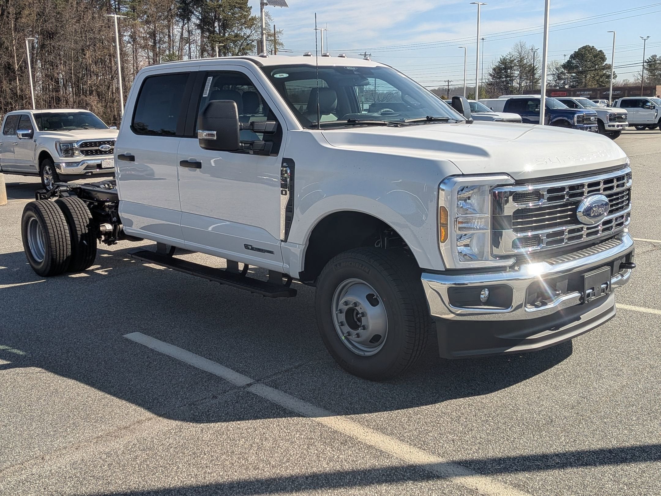 2026 Ford Super Duty F-350 DRW XL