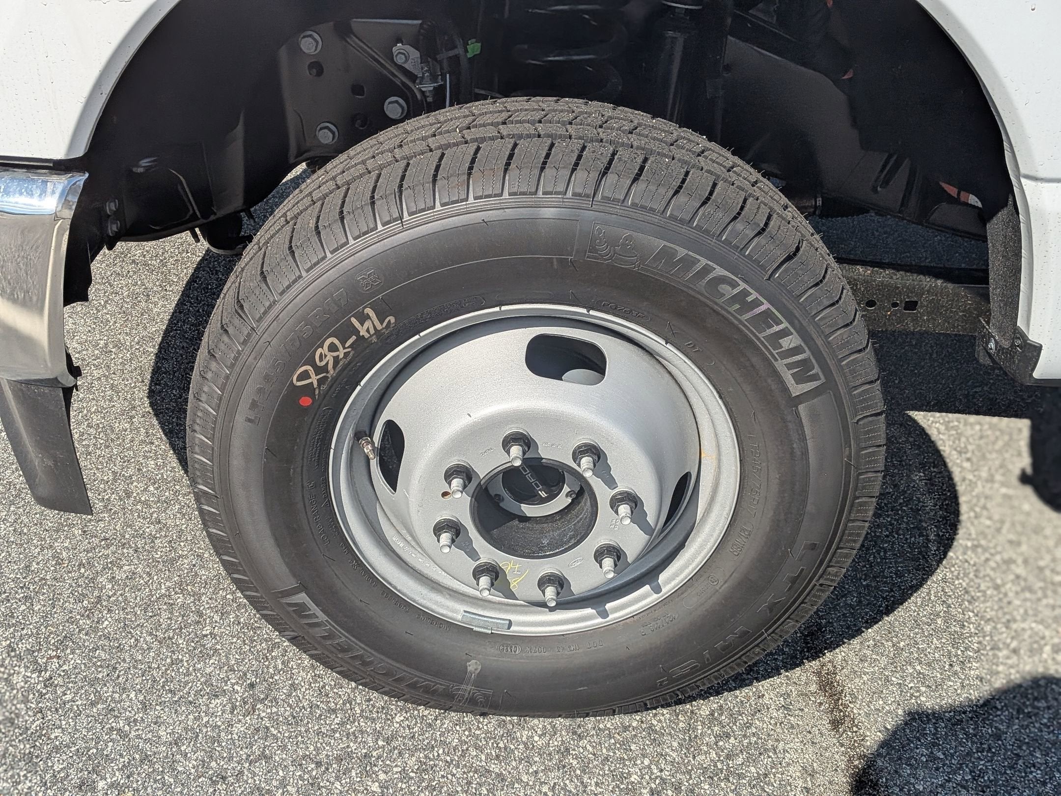 2026 Ford Super Duty F-350 DRW XL