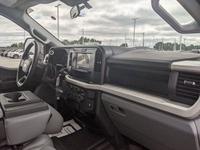 2025 Ford Super Duty F-350 DRW XL