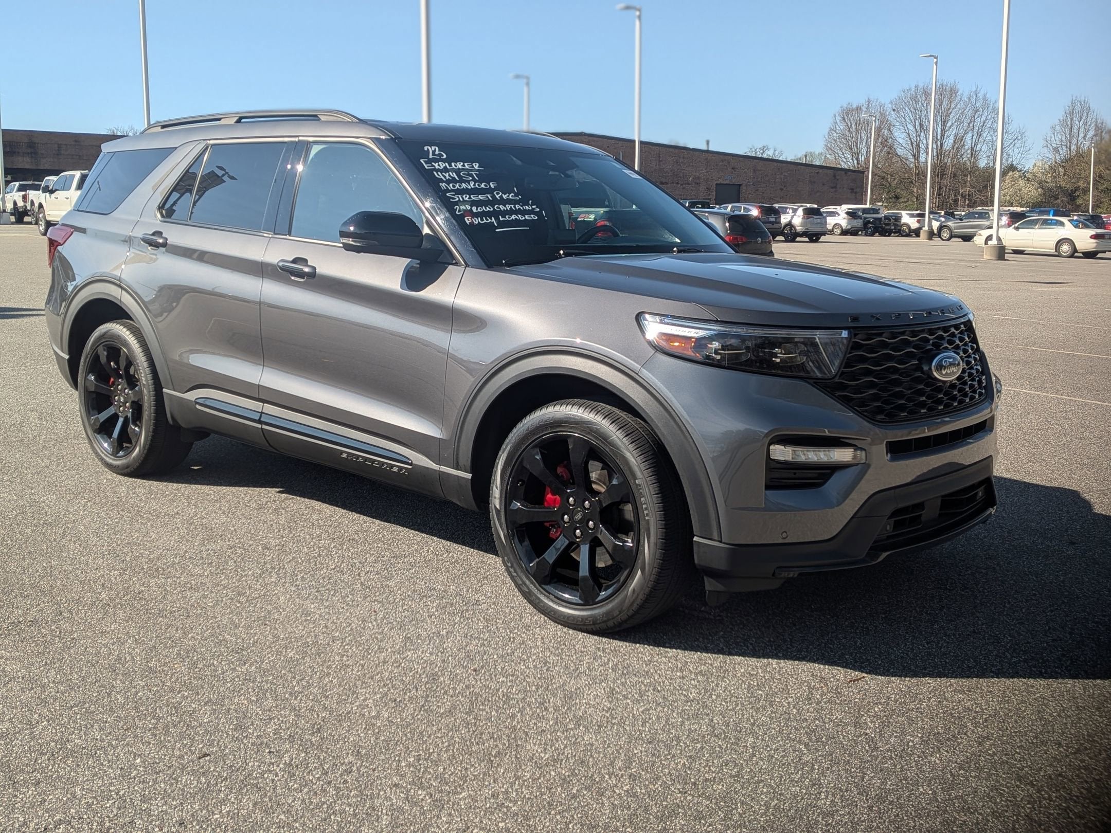 2021 Ford Explorer ST