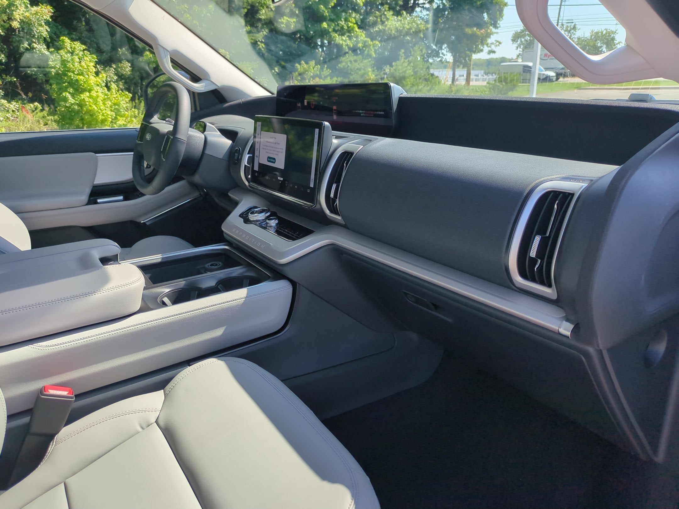 2027 Ford Expedition Max Active