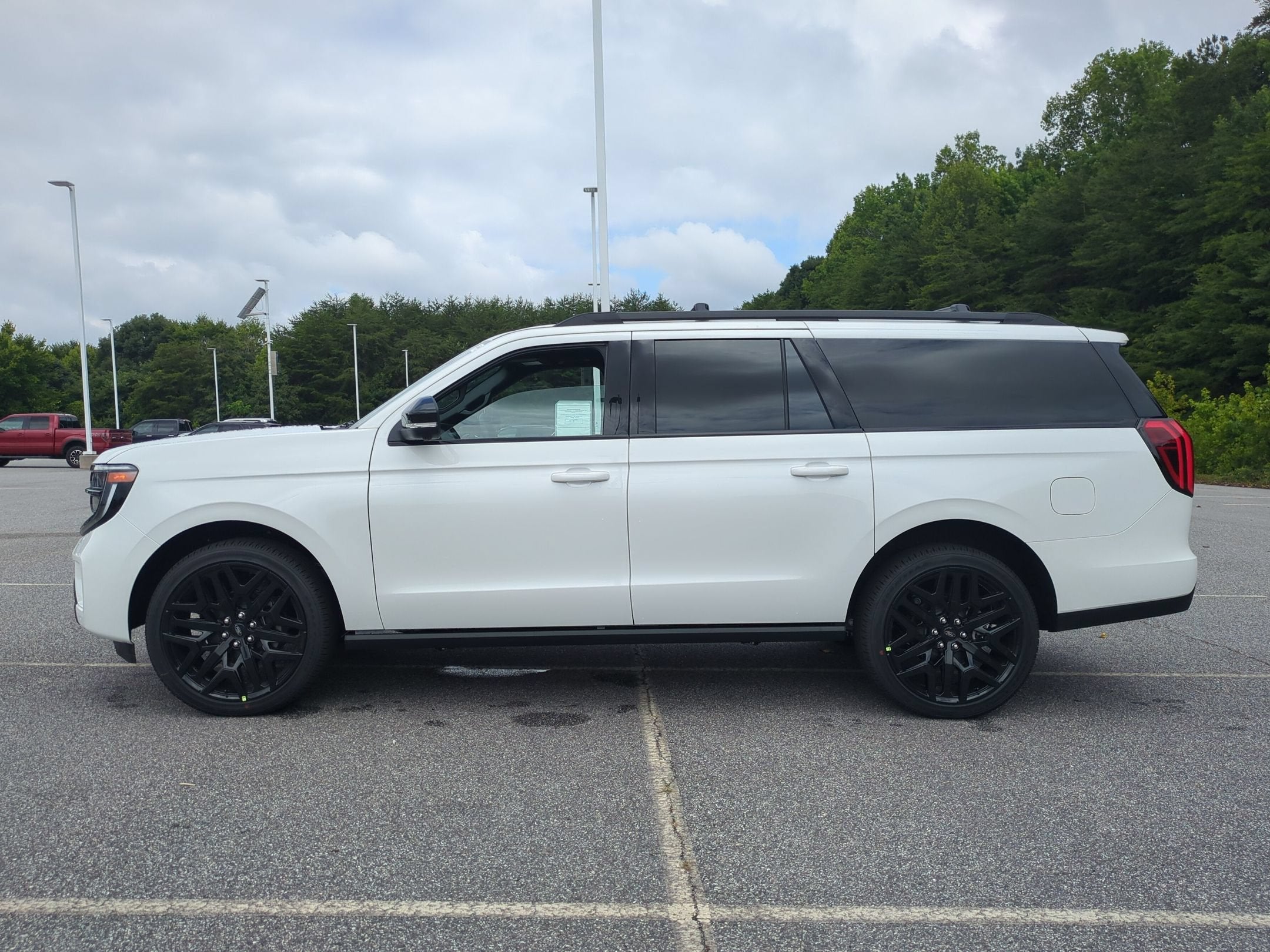 2027 Ford Expedition Max Platinum